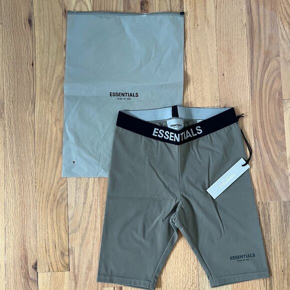 NWT - Fear of God Essentials - Khaki Biker Shorts - Size XS - Picture 1 of 5